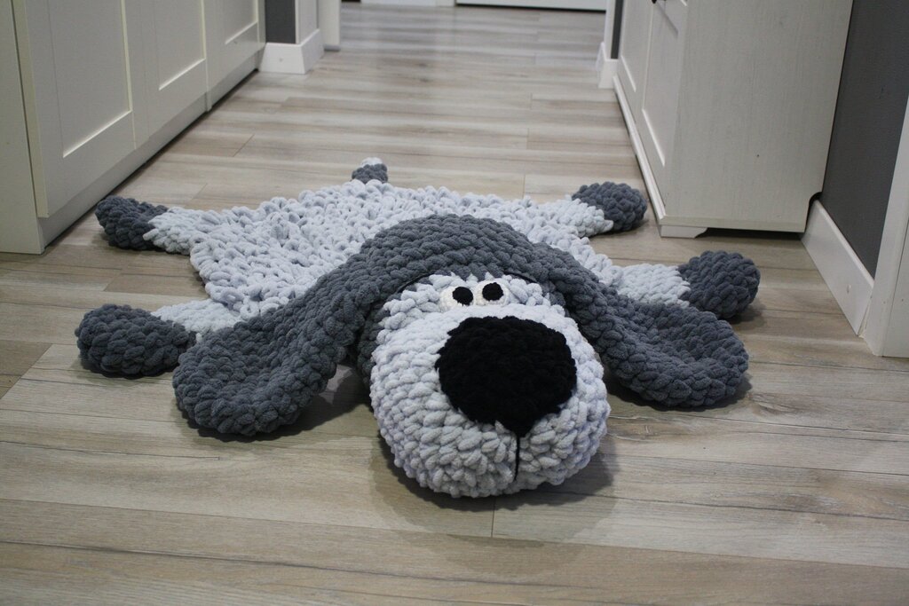 Plush rug