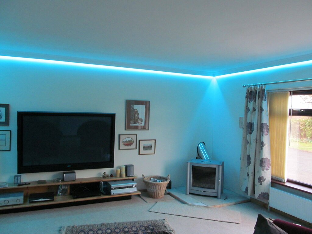 Room lighting with LED strip 41 фото