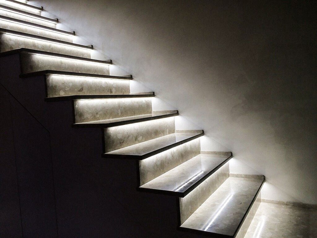 Stair lighting on the steps