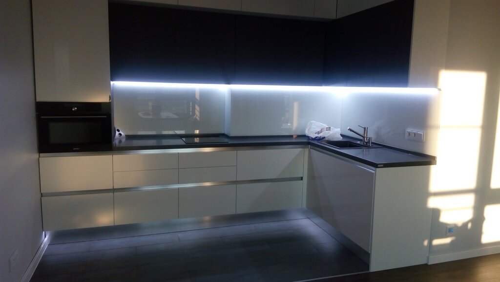 Hanging kitchen with lighting