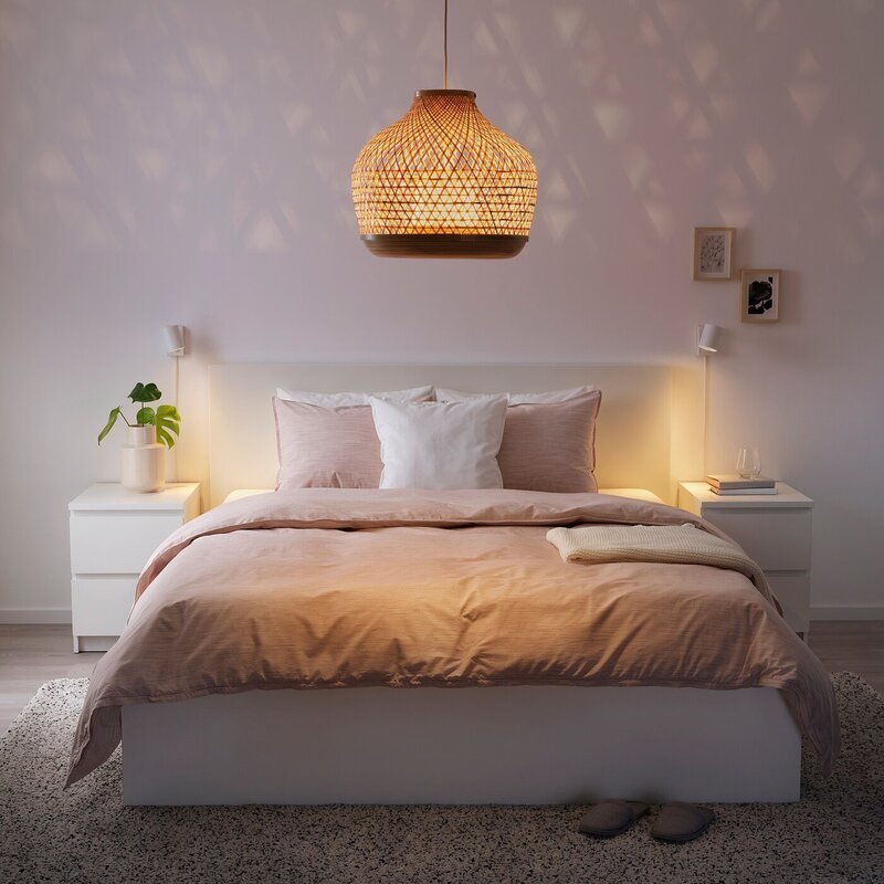 Pendant lights in the bedroom