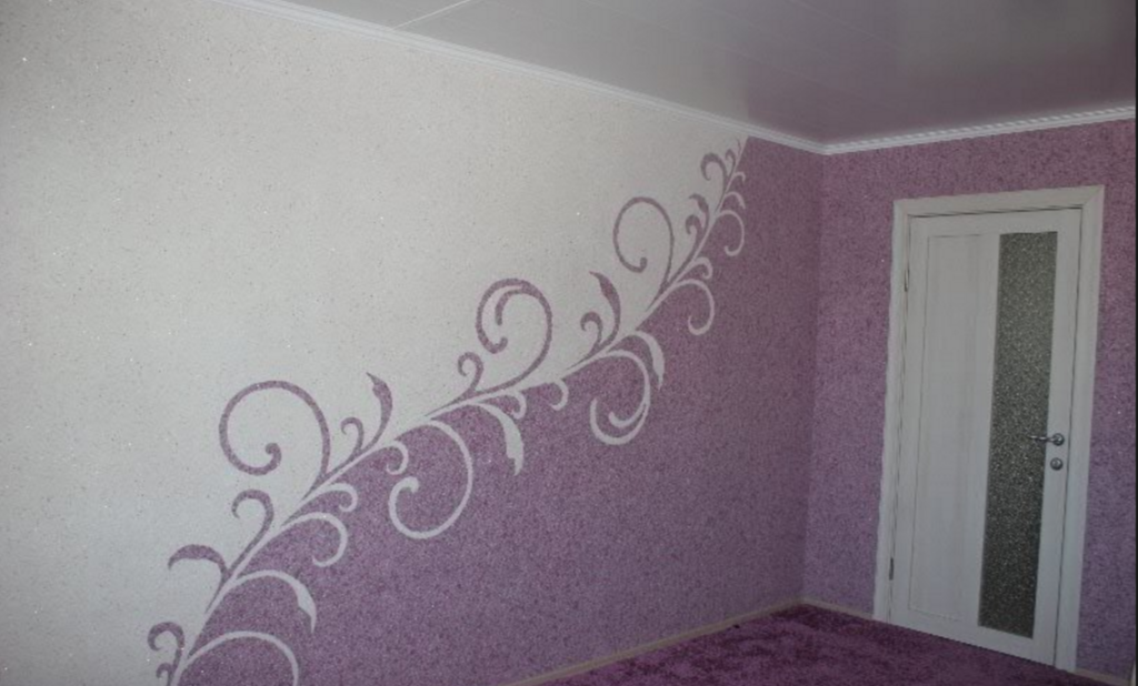 Painting walls with liquid wallpaper