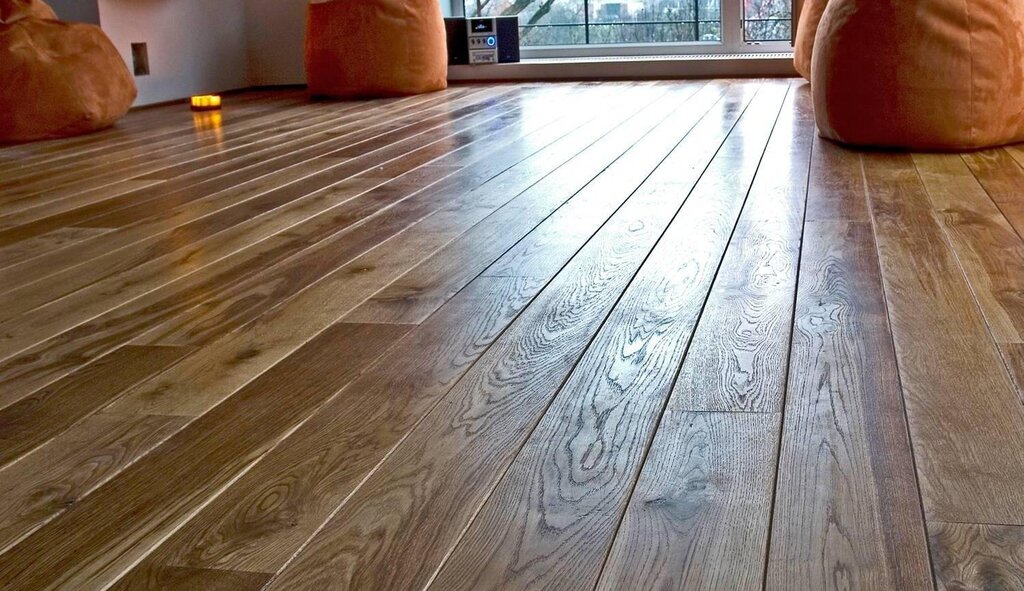 Floor made of larch