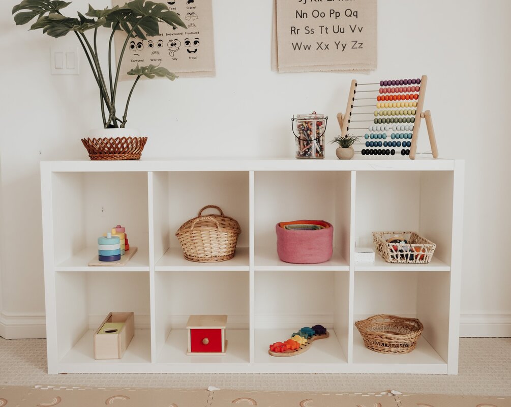 Montessori shelf