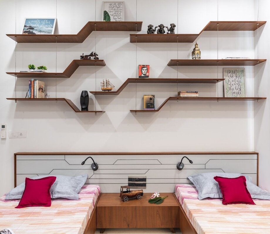 Wall-mounted shelves for the children's room