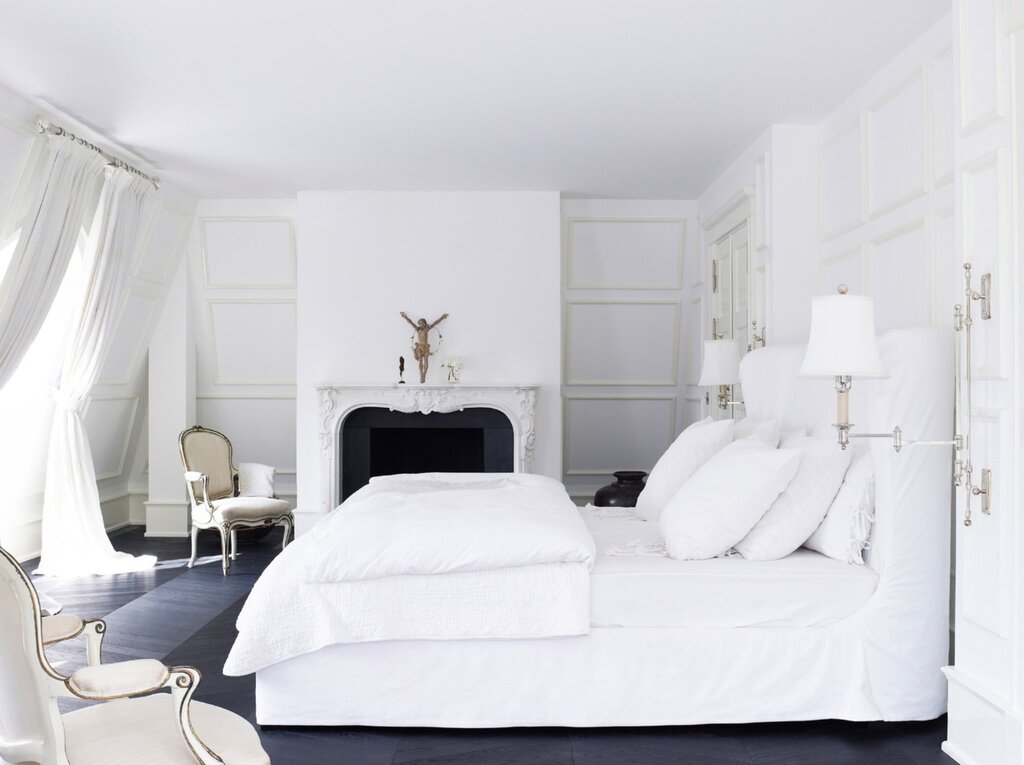 Completely white room