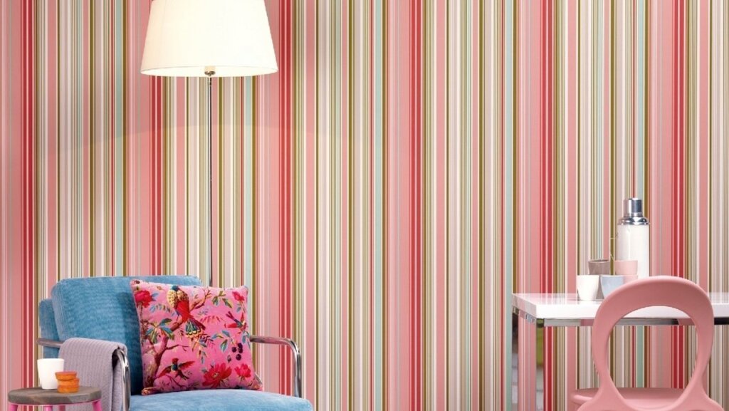 Striped wallpaper