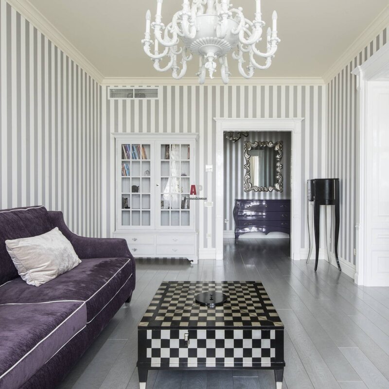 Striped wallpaper in the living room interior