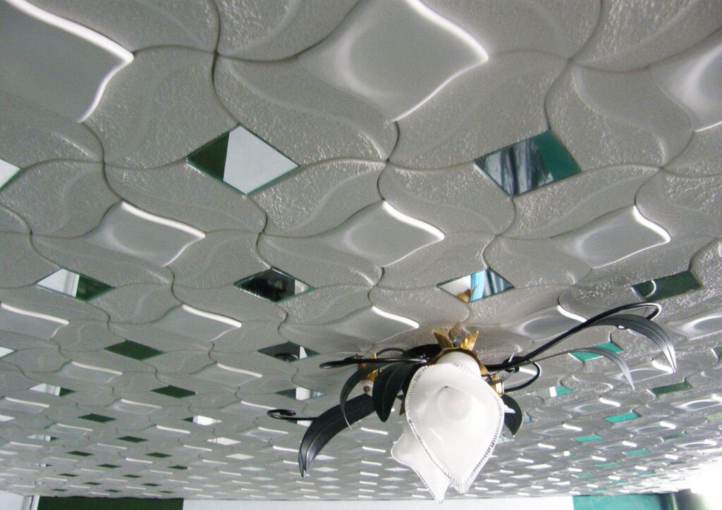 Ceiling made of foam tiles