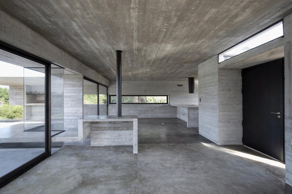 Concrete ceiling