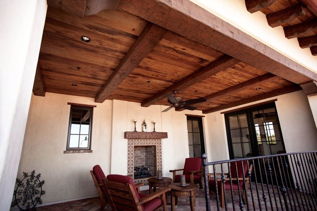 The ceiling in the gazebo with beams