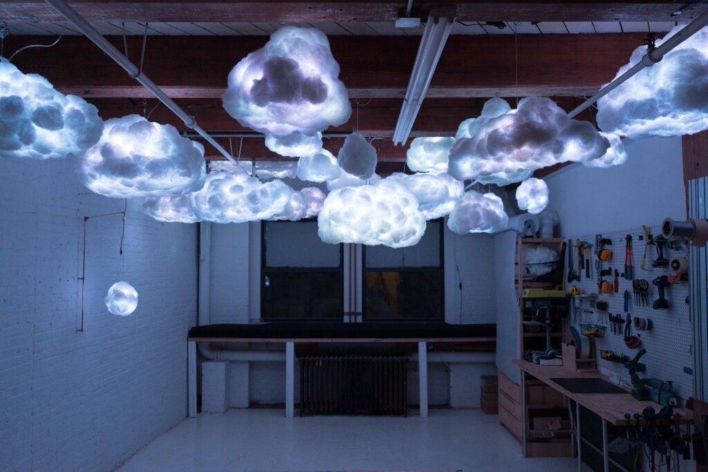 Ceiling in the form of clouds