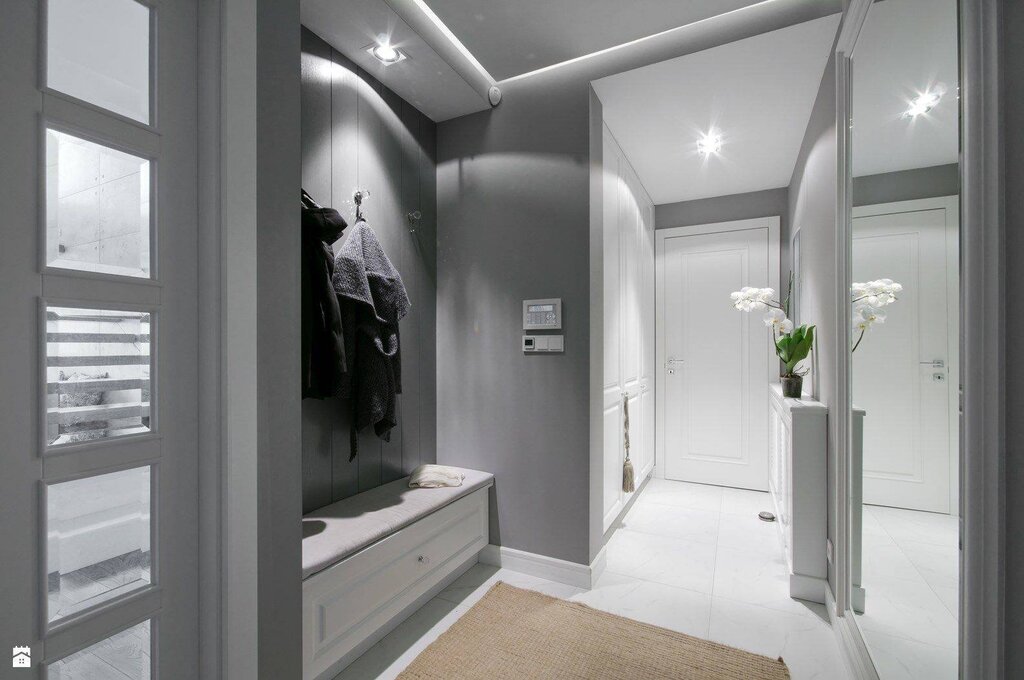 The hallway in light gray color