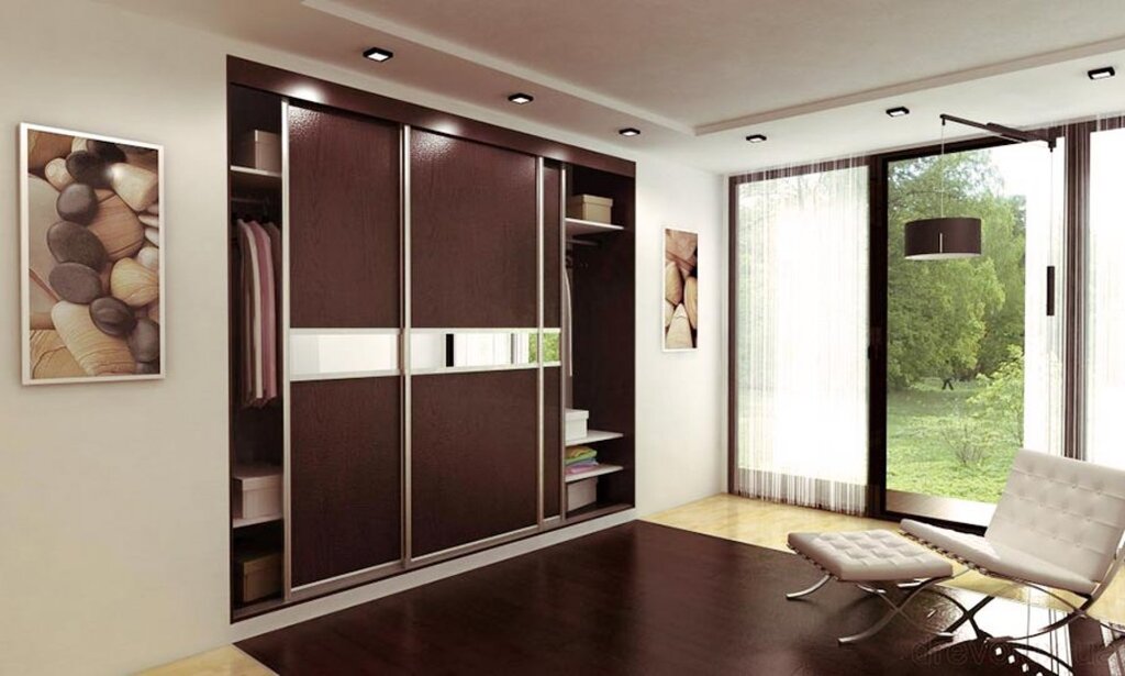 Hallways with a sliding-door wardrobe