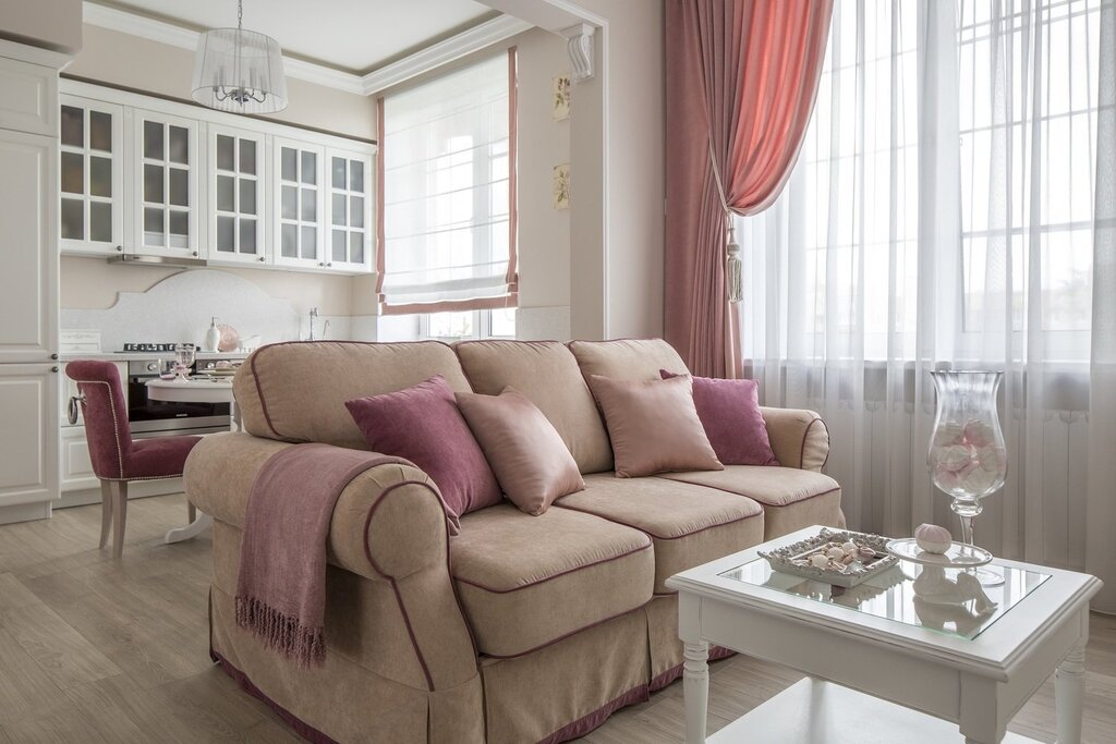 Powder pink sofa in the interior