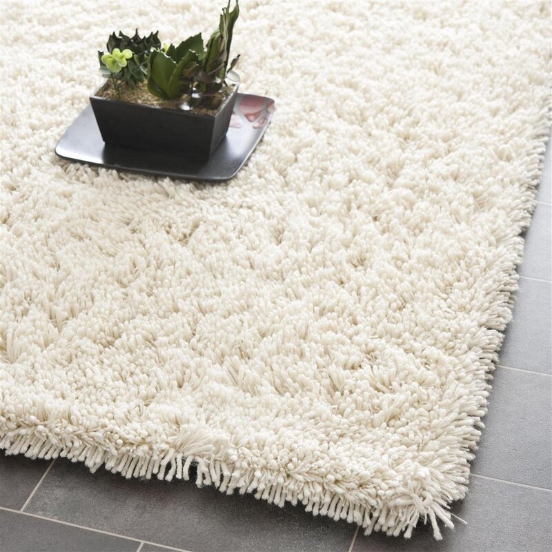 Fluffy rug