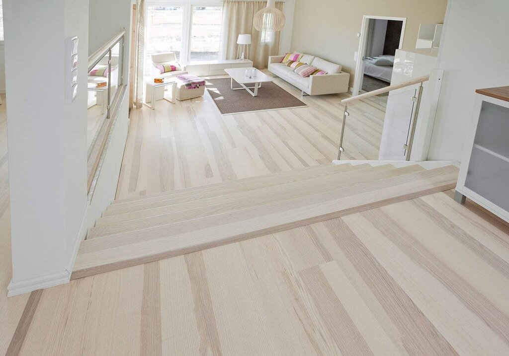 Different laminate in the rooms