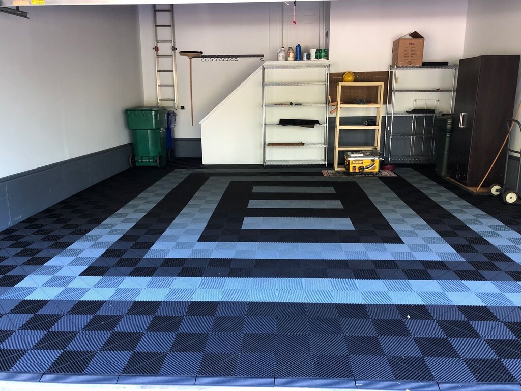 Rubber tiles for the garage