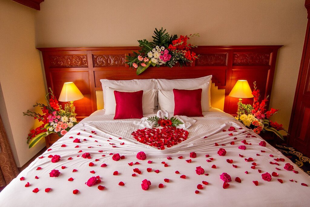 Romantic bed