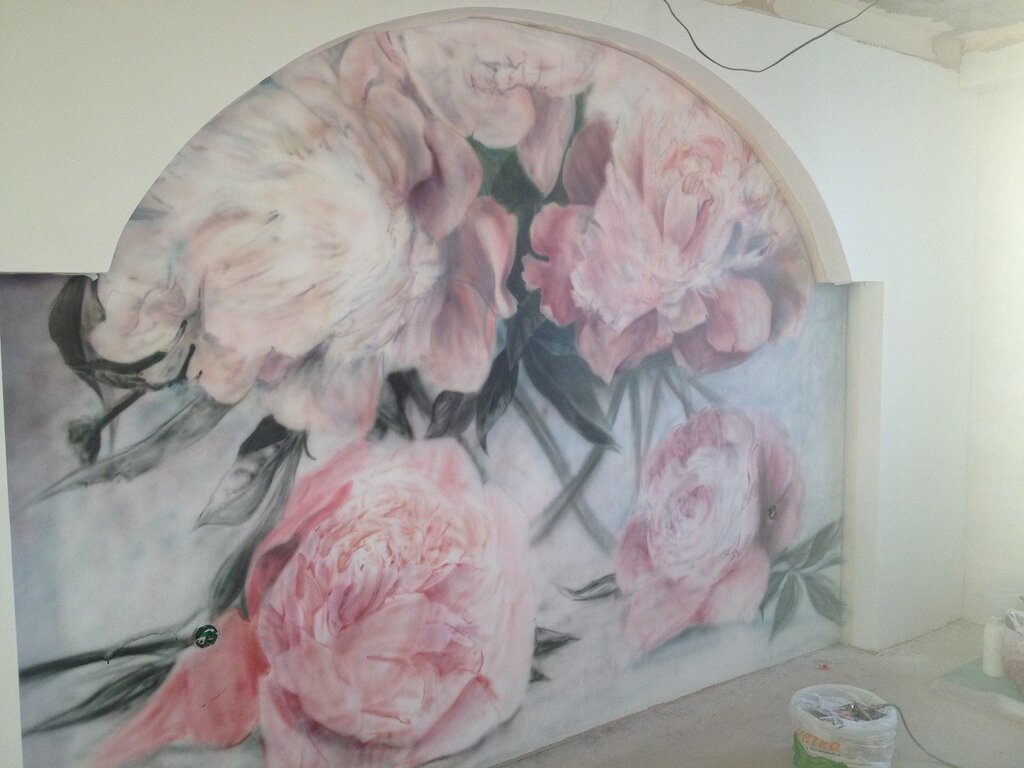 Wall painting peonies