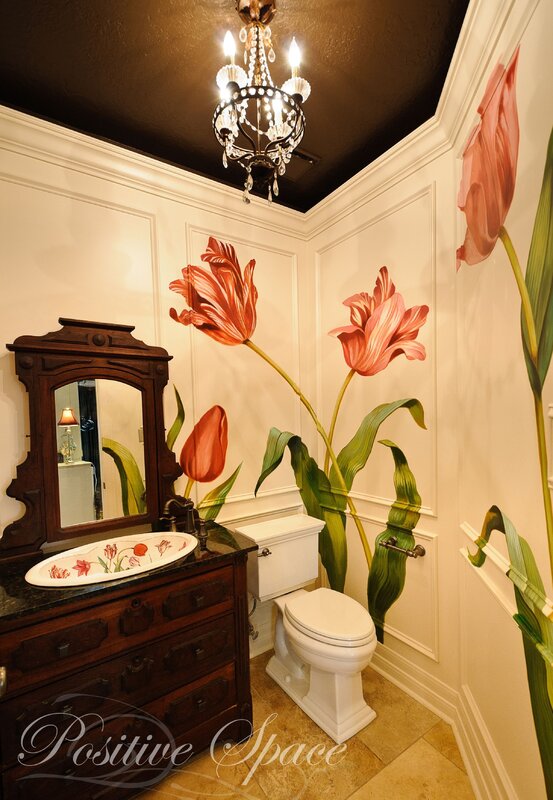 Wall painting in the bathroom