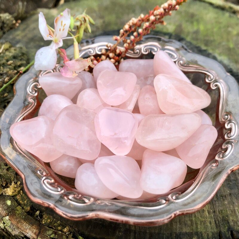 Rose quartz in the interior