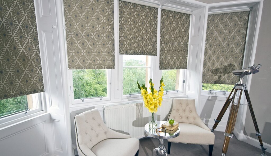 Roller blinds for the balcony