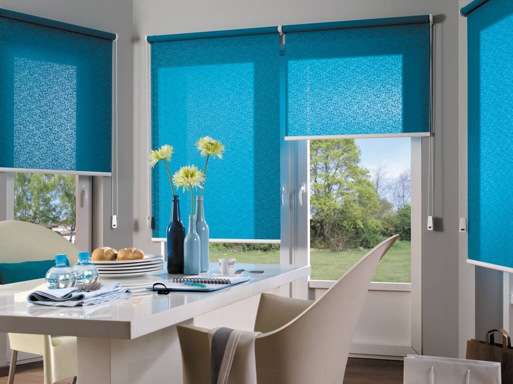 Roller blinds for plastic windows