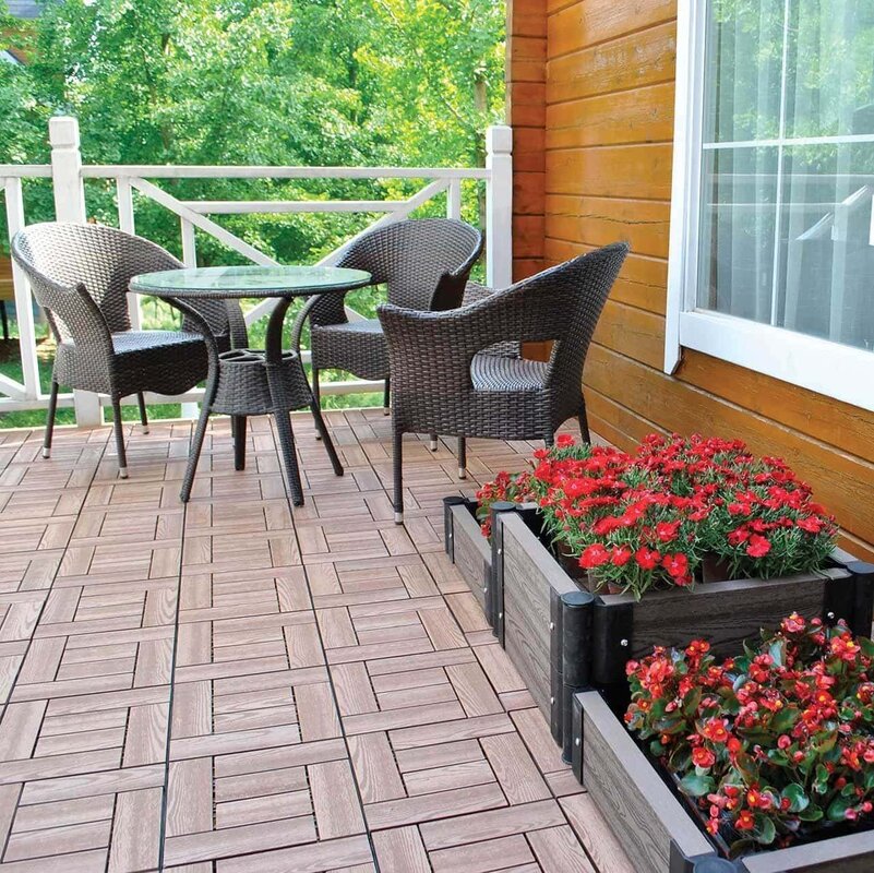 Garden parquet on the balcony