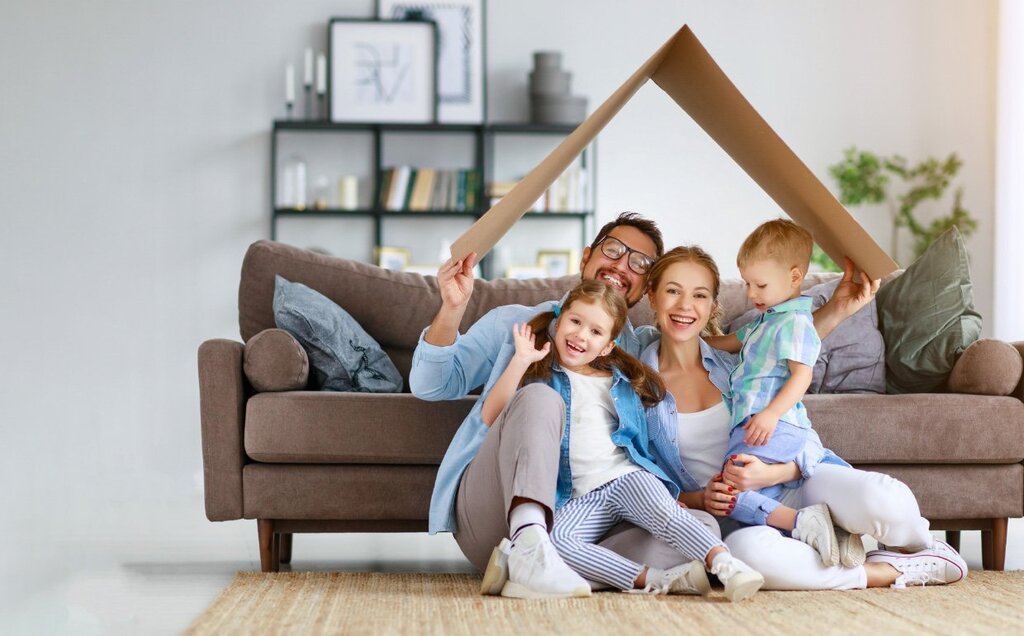 A happy family on the couch