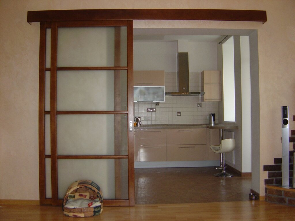 Sliding door to the kitchen