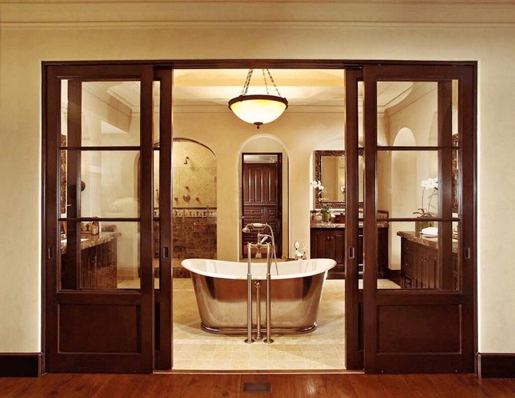 Sliding door to the bathroom