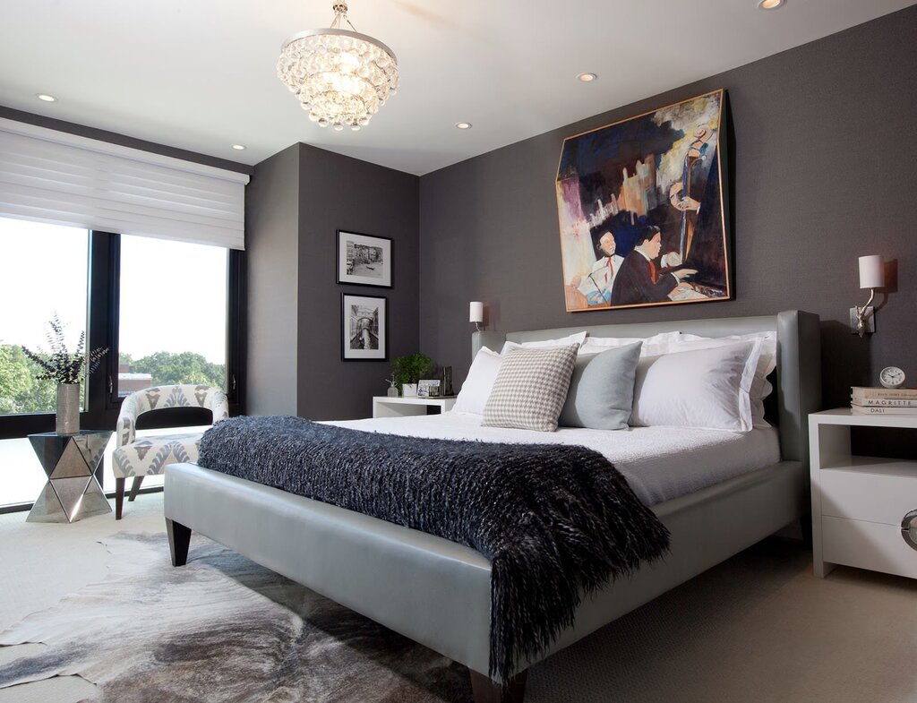 Gray color of the walls in the bedroom