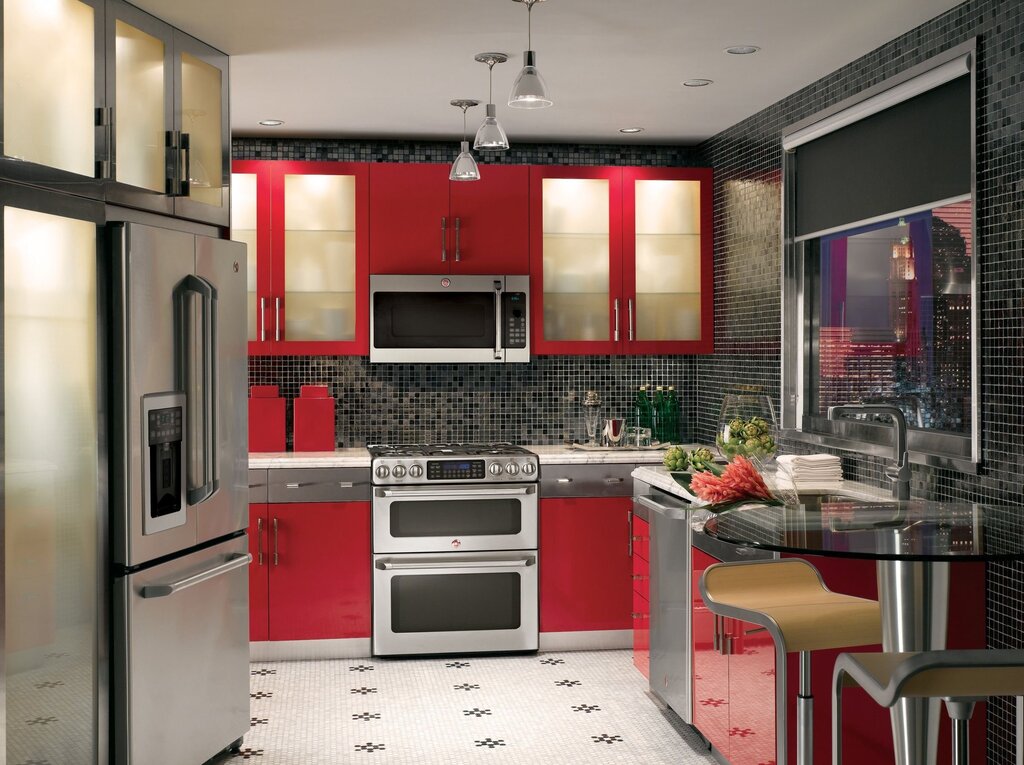 Gray-red kitchen