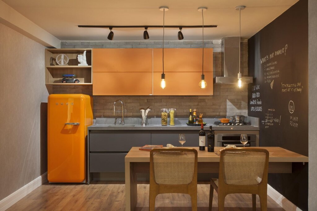 Gray-orange kitchen