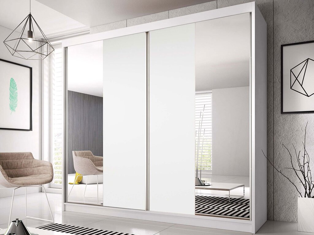 White gloss sliding wardrobe