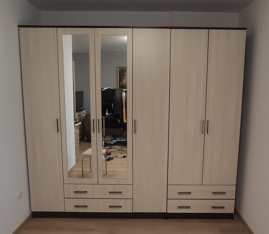 Quadro wardrobe in wenge loredо