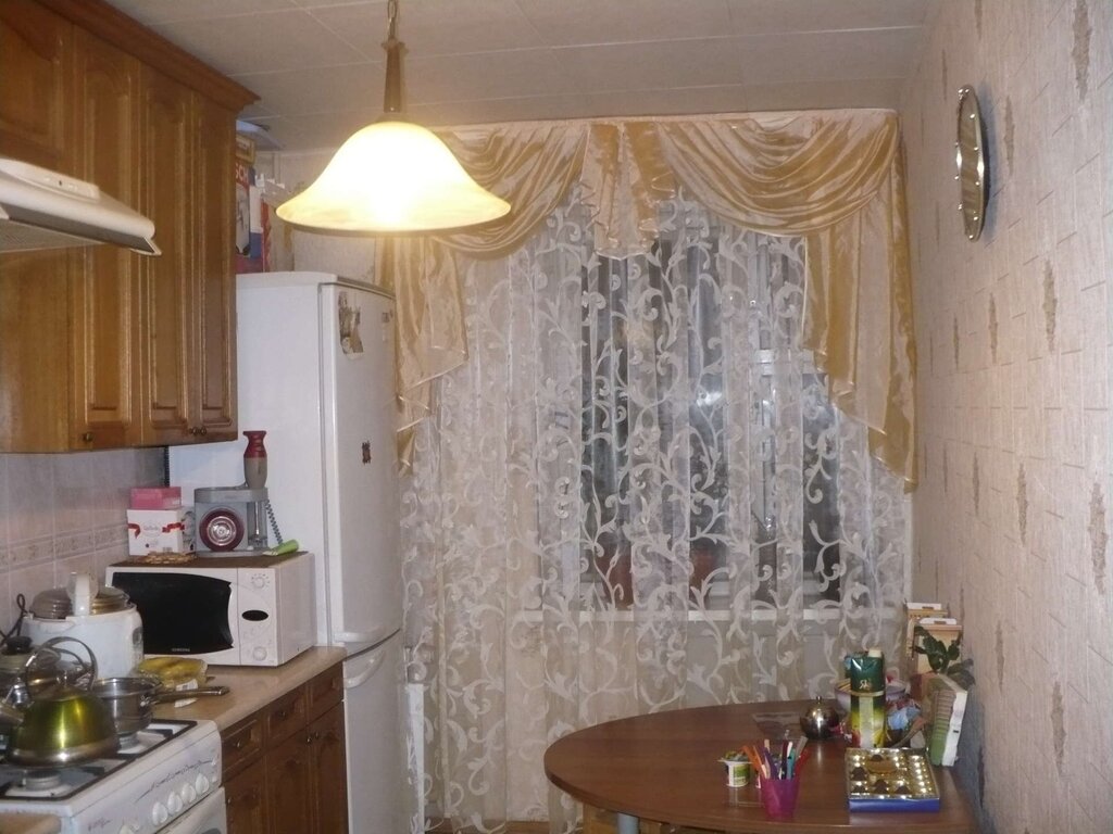 Curtains for the kitchen in a Khrushchyovka