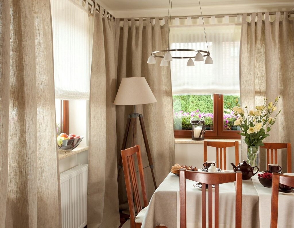 Curtains for the kitchen in a modern style