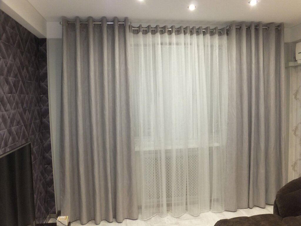 Grommet tape curtains