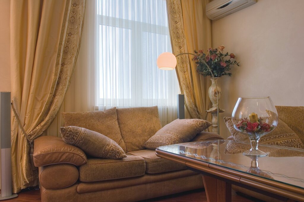 Sand-colored curtains in the interior