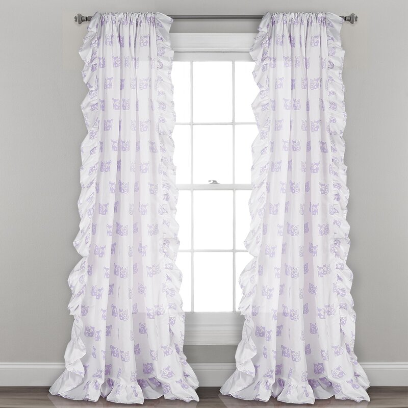 Curtains with ruffles