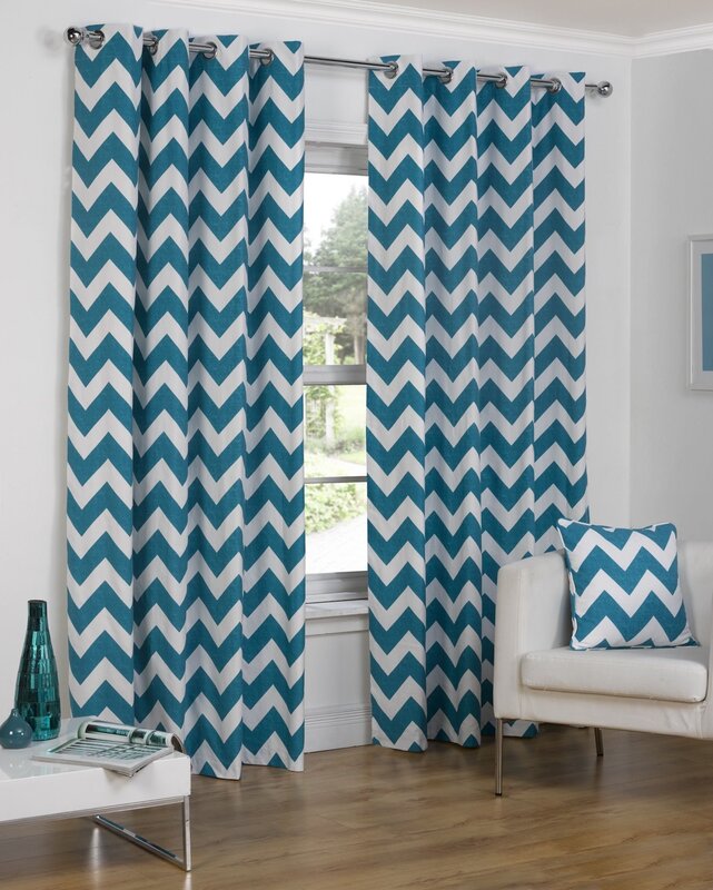 Zigzag curtains