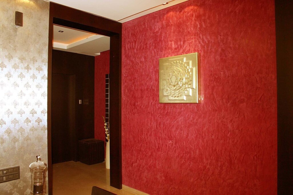 Decorative plaster for interior walls