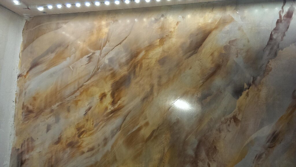 Plaster imitation of marble