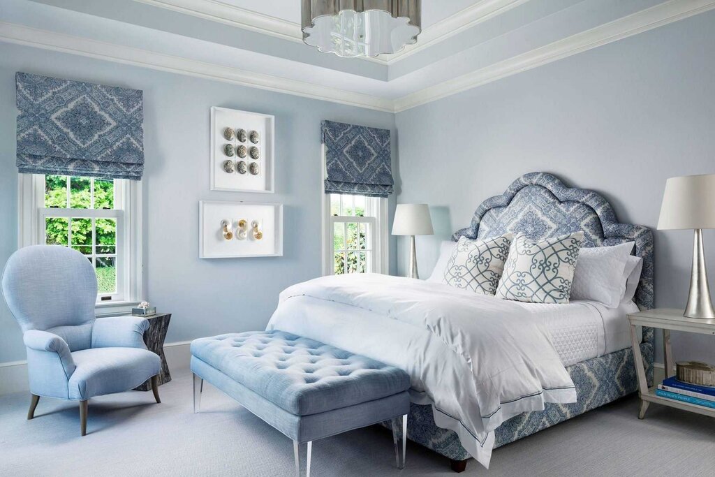 Blue color in the bedroom interior