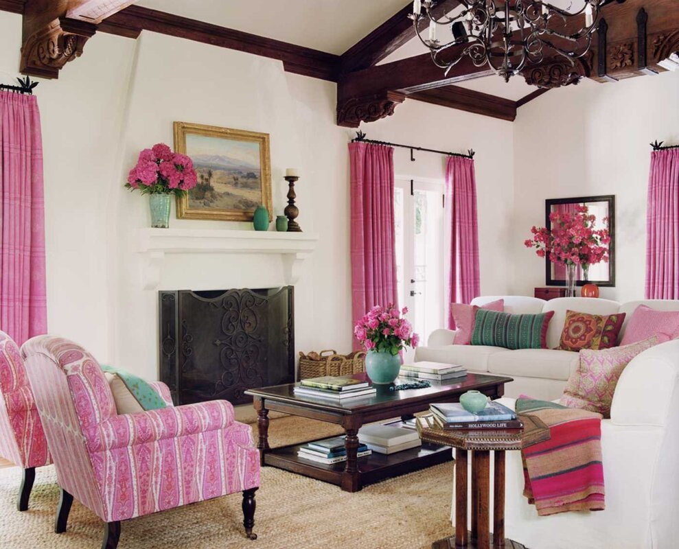 The combination of pink and brown in the interior