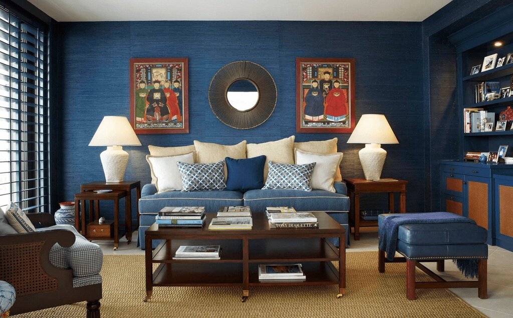 The combination of blue and brown in the interior