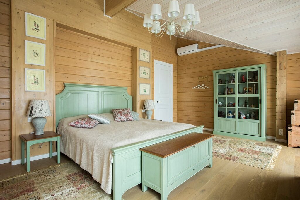 The combination of colors in the interior of a wooden house