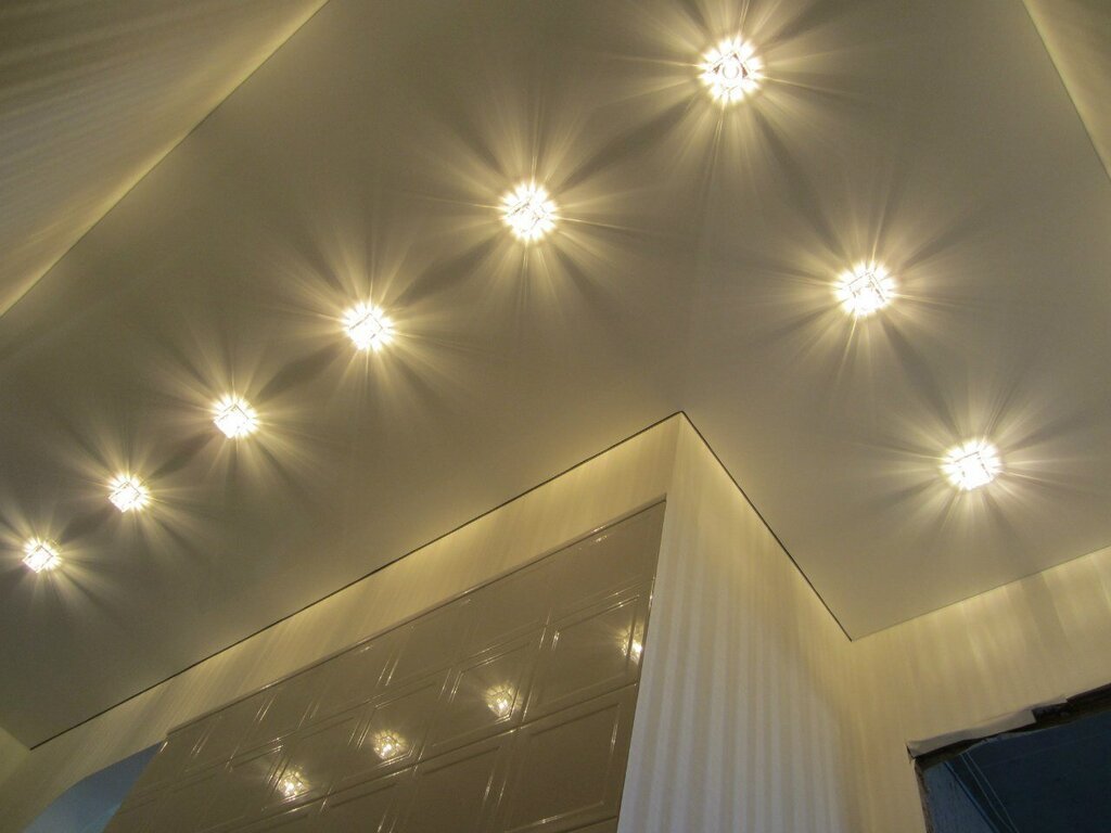 Spotlights for stretch ceilings